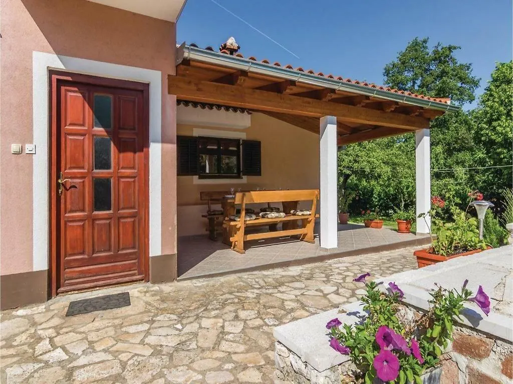 Holiday Home Ecio , S Velikim Vrtom, Potpuno Ogradena, Modrušani Croatie